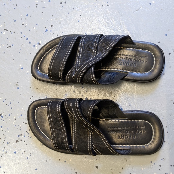 Donald J. Pliner  Leather Sandal - Picture 6 of 8